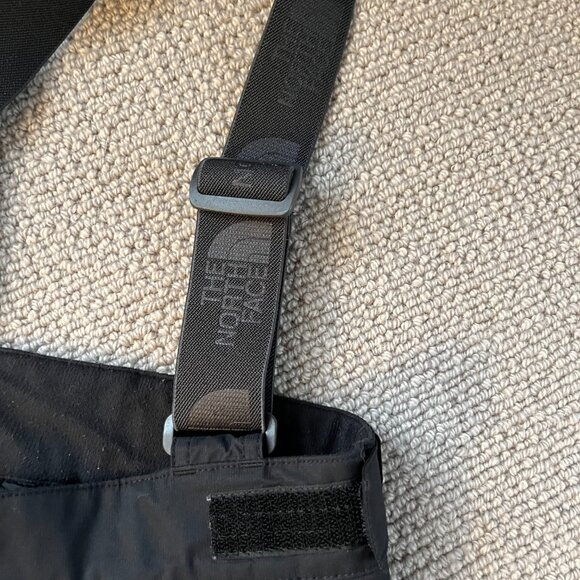BOGO North Face SnowQuest Suspender Snow Pants - Picture 10 of 14
